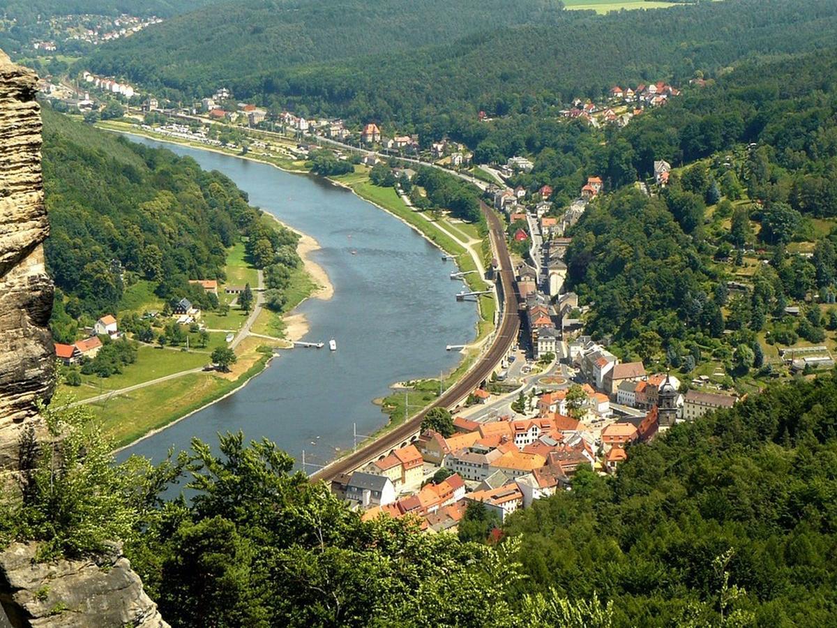 Cosy Apartment With In Pirna With Private Terrace Esterno foto
